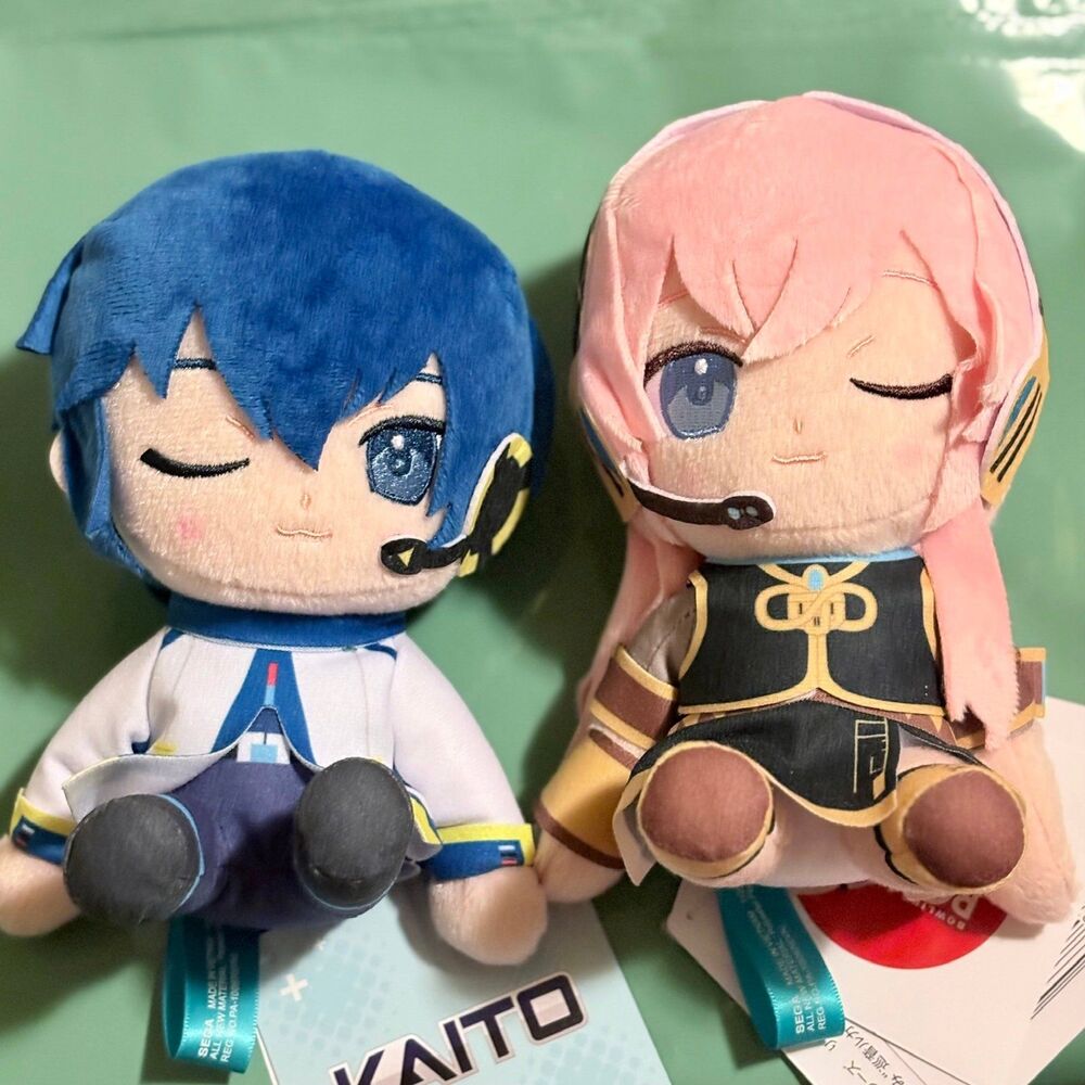 NWT SEGA Vocaloid Hastune Miku Collection Luka & Kaito, Round1 Exclusive, 6.3”
